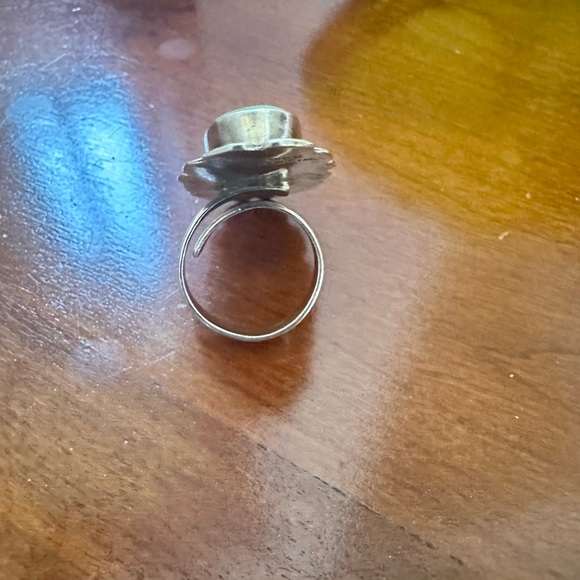 Turquoise statement silver ring - Picture 3 of 4